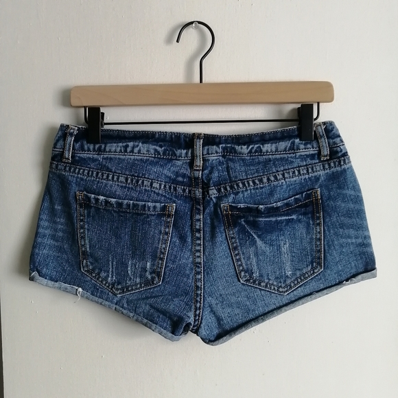 Forever 21 Bandana Jean Shorts - Picture 5 of 5